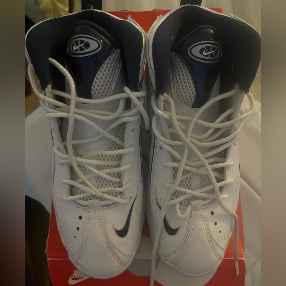 Nike uptempo